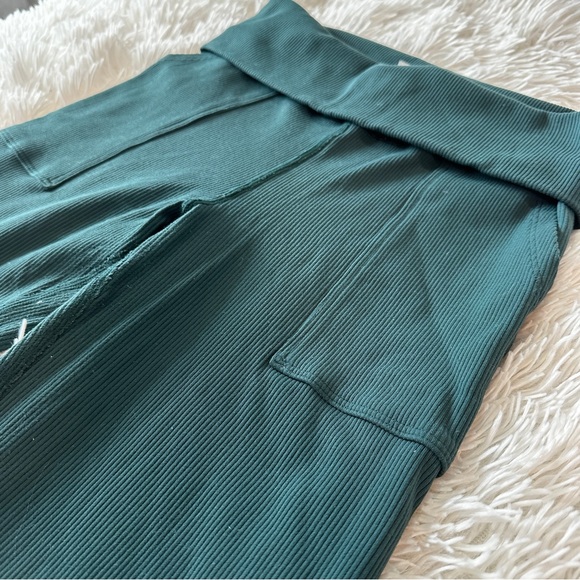 Offline by Aerie Ribbed Flare Leggings Teal Green Size L Long High Rise Yoga - Picture 8 of 15